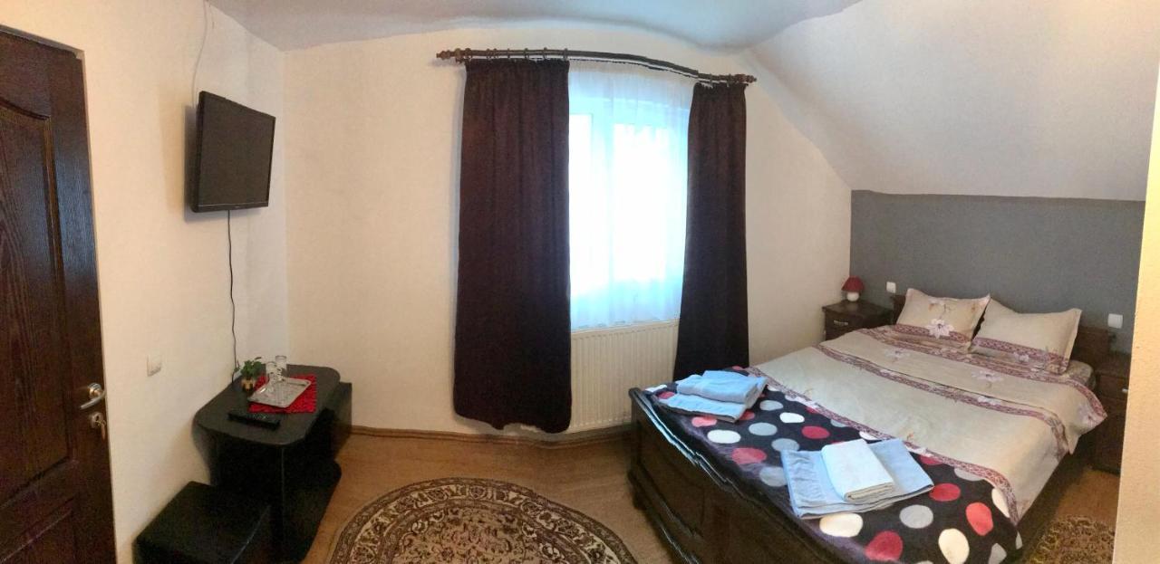 Pensiunea Morosanu Borşa Extérieur photo